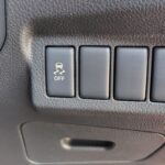 日産　エクストレイル　２．０Ｘ　キセノンヘッドライト 7枚目